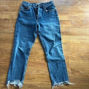 Agolde straight leg.  Super cute chew hem at bottom.  Size 26.